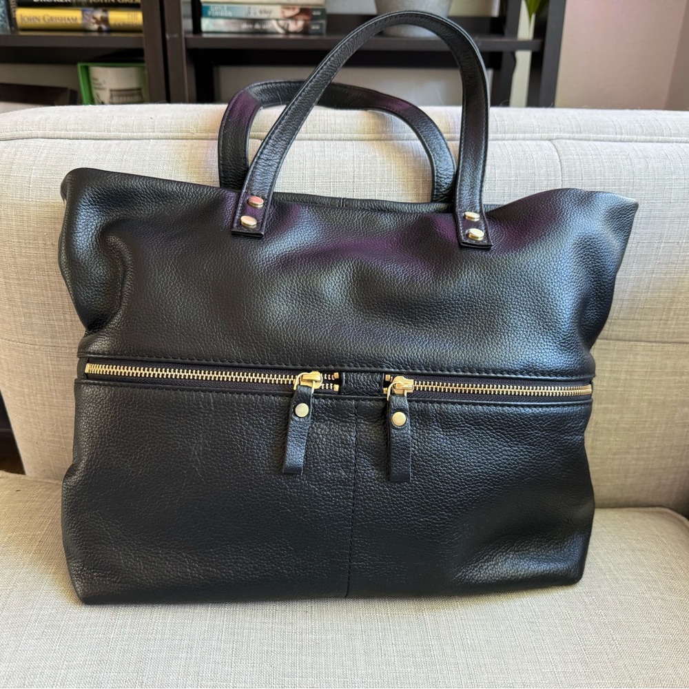ASPEN leather purse - black